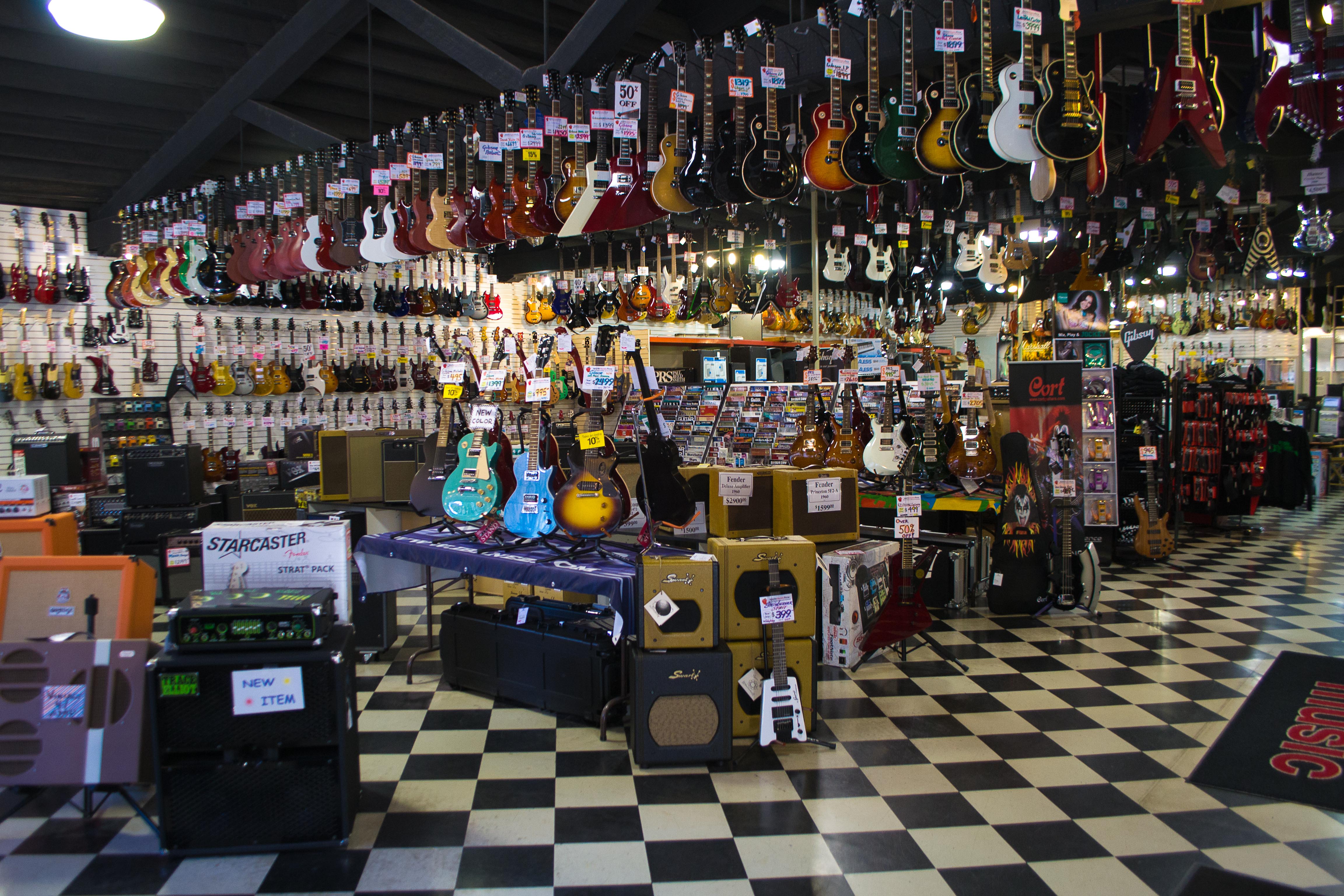 Electric_Guitar_Store