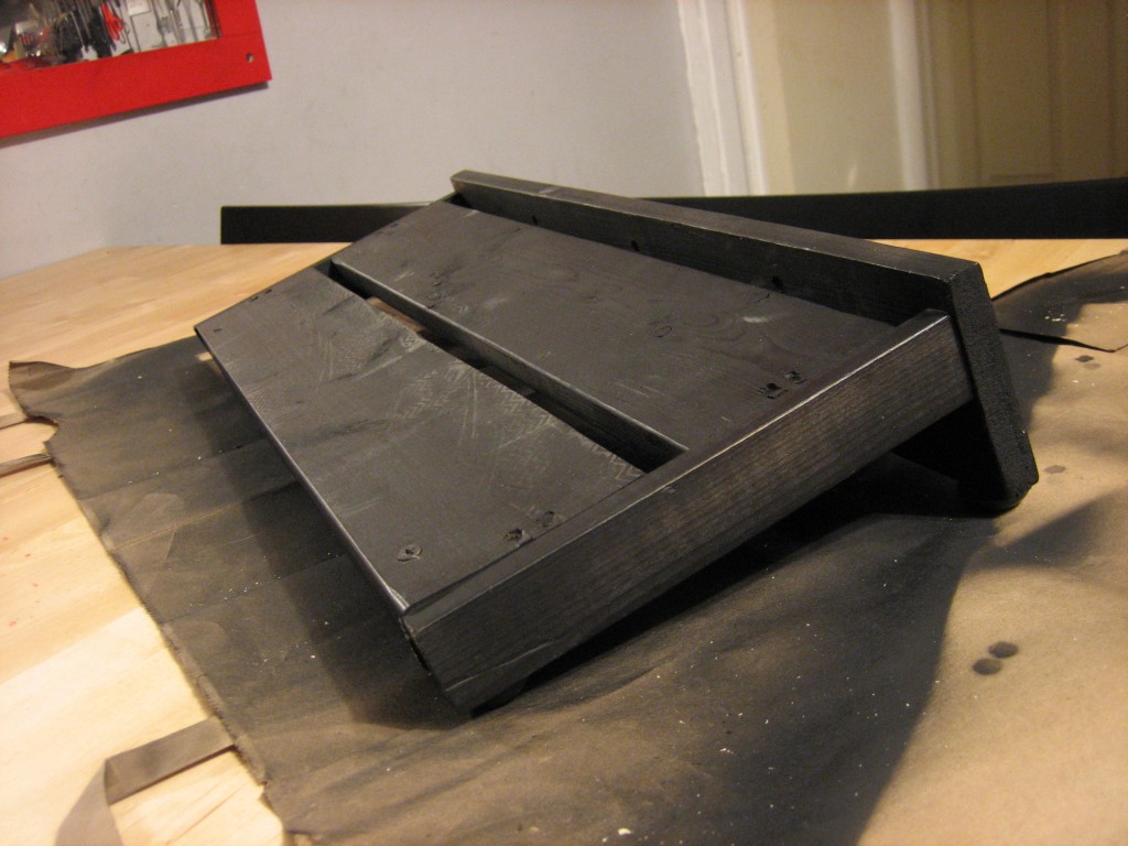 Ikea Gorm Pedalboard automattack